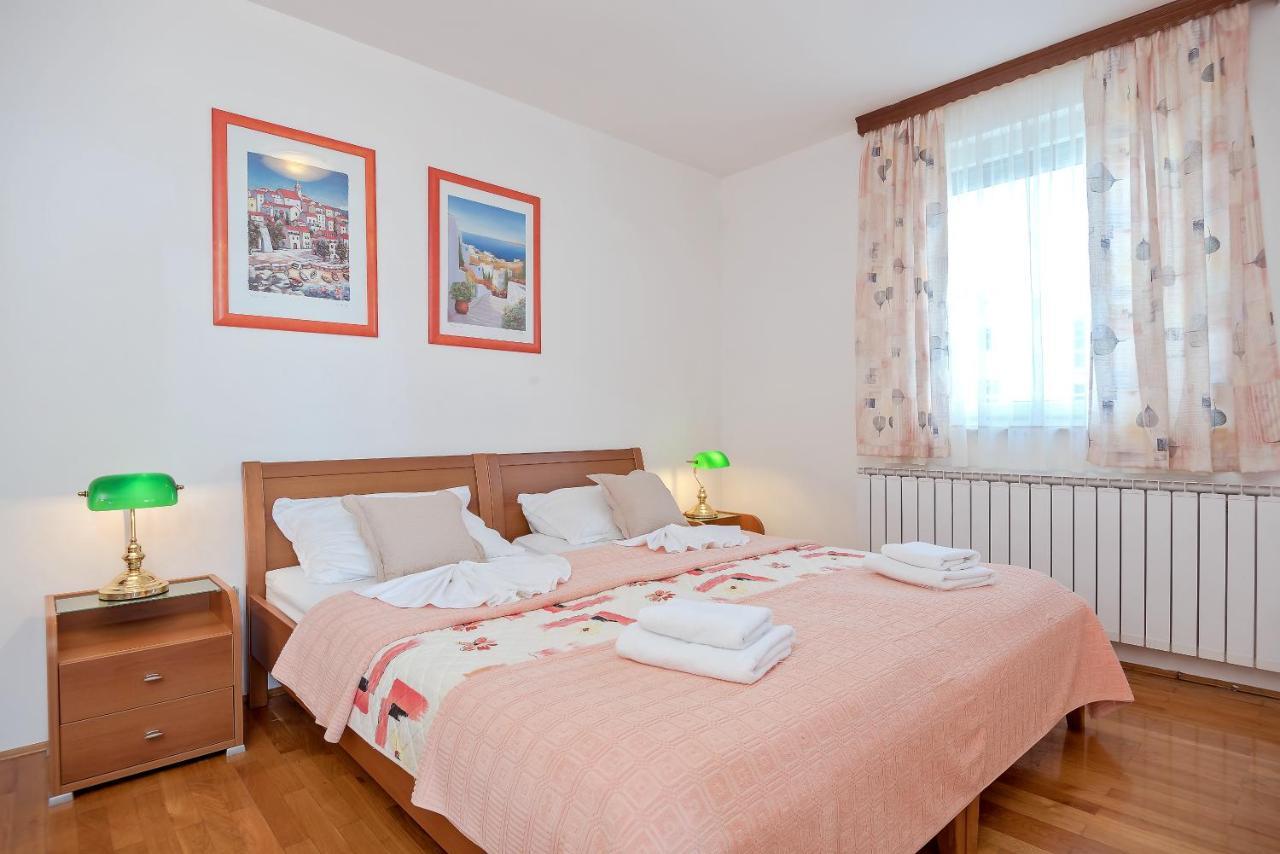 Apartmani Putnik Baška Voda Екстериор снимка