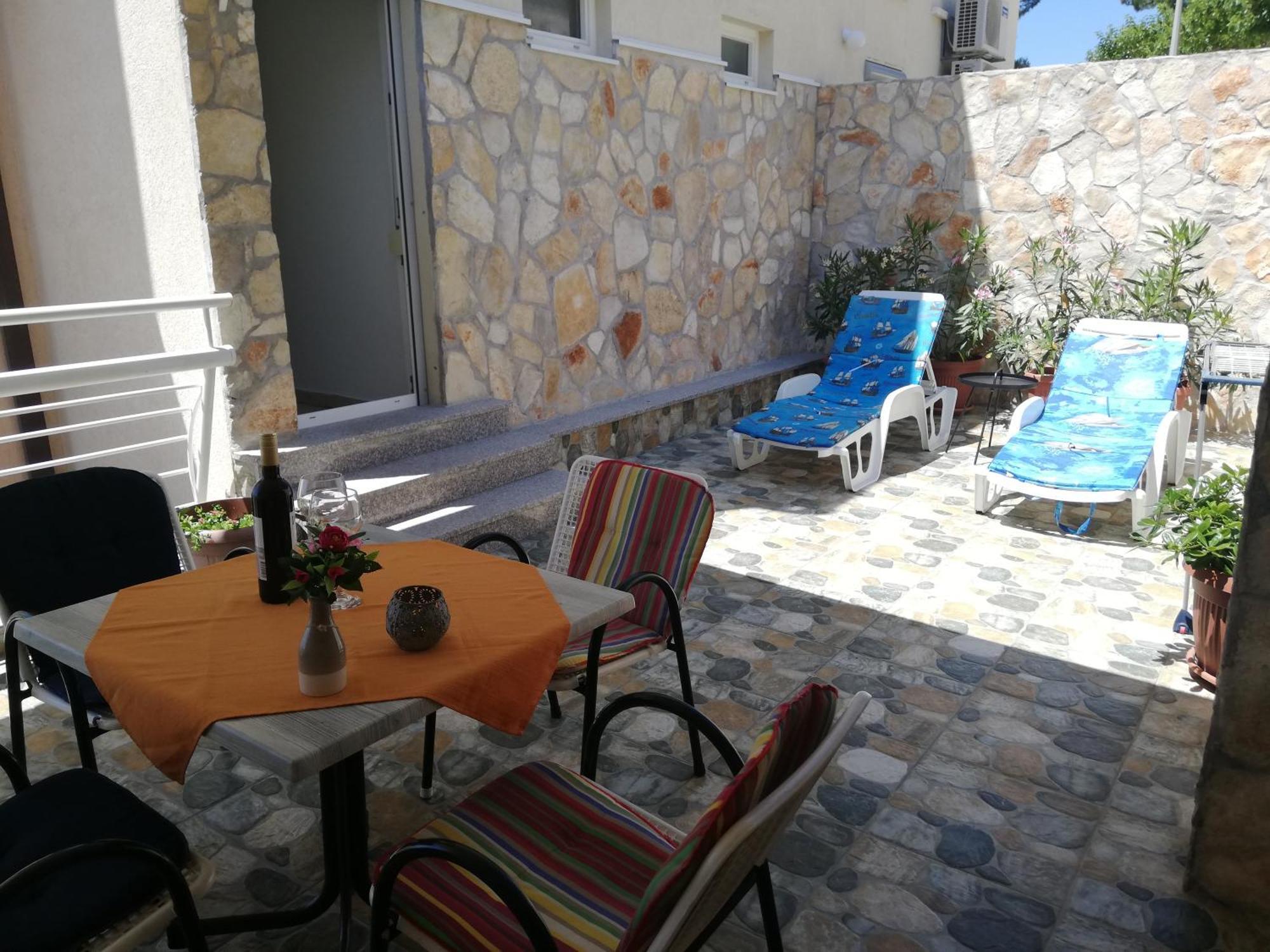 Apartmani Putnik Baška Voda Екстериор снимка