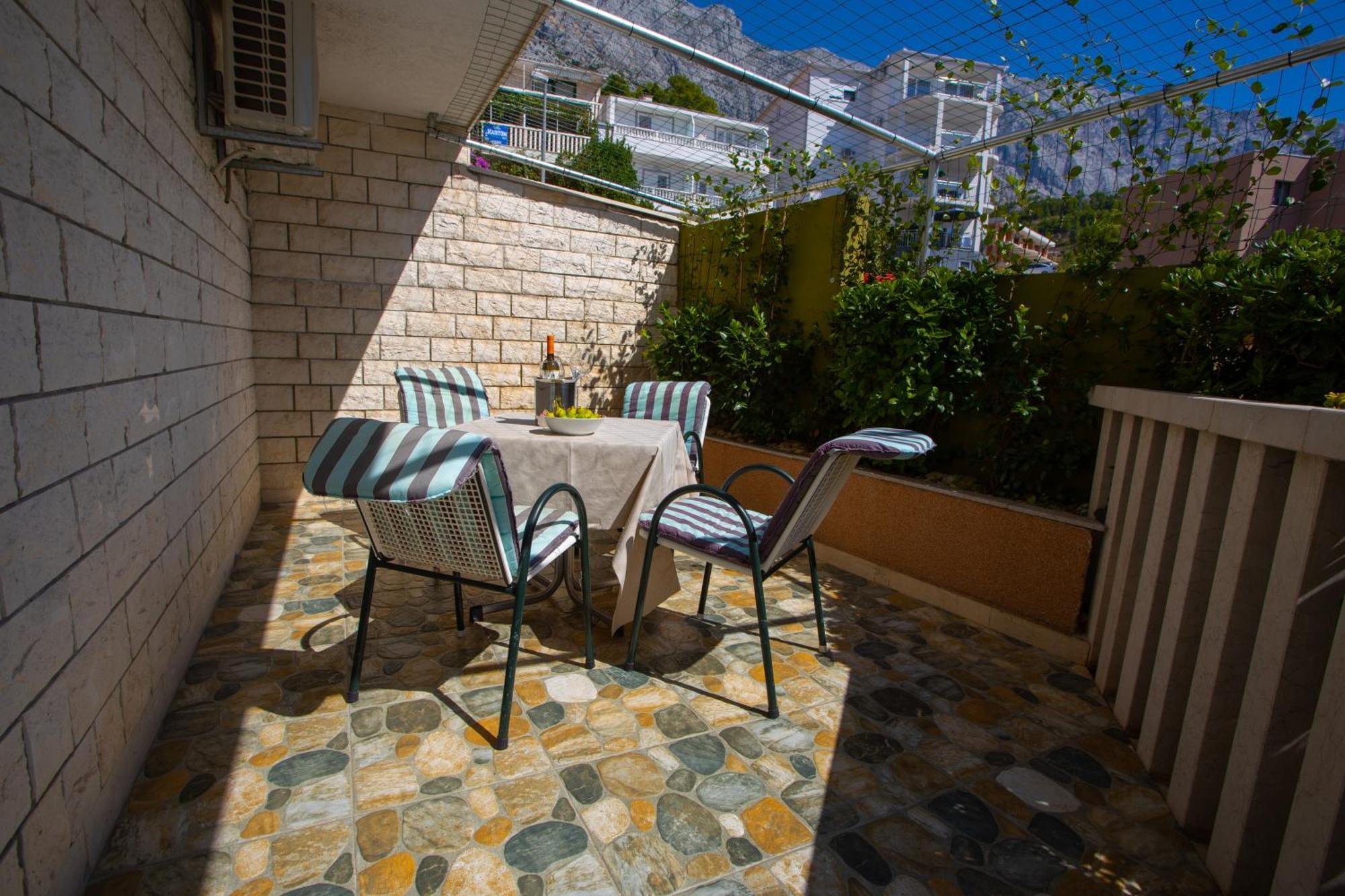 Apartmani Putnik Baška Voda Екстериор снимка